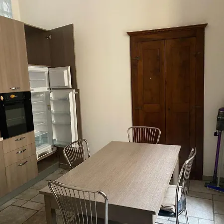 Tito'S Apartment Cuneo Buitenkant foto